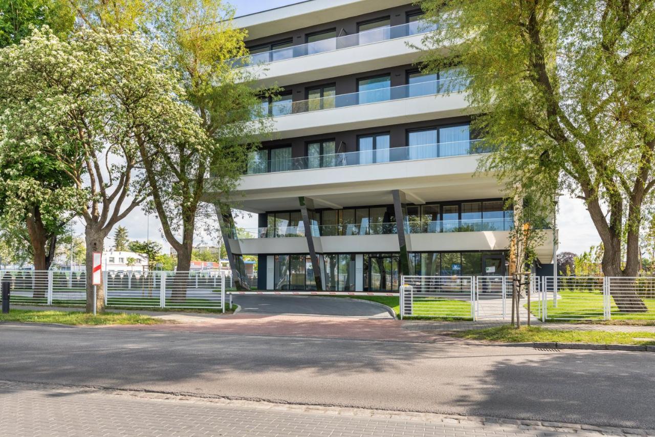Baltic Marina Residence Apartments By Noclegi Renters Колобжег Экстерьер фото